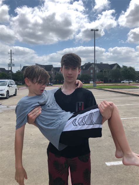 Gay Hoby (@GayHoby.